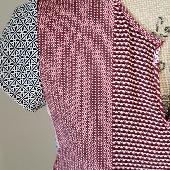 EUC New Ann Taylor Factory mixed print top - Picture 4 of 4